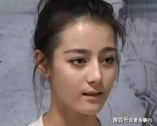 明星脱妆,脱妆瞬间，美丽背后的挑战